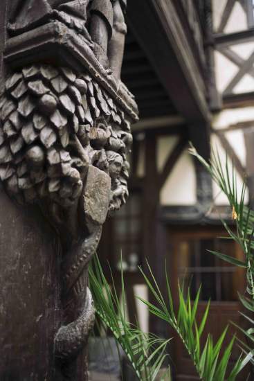 Maison Philippe Le Bon Hôtel-Restaurant 4 étoiles au centre de Dijon <span><span><span><span><span>en  Bourgogne </span></span></span></span></span>- cour intérieure 