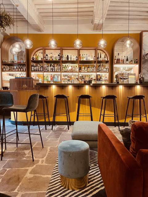 Bar Le 19 à la Maison Philippe le Bon <span><span><span><span><span>en Bourgogne </span></span></span></span></span>