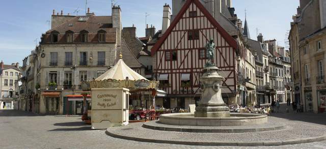 Visiter Dijon et ses alentours, Maison Philippe Le Bon en Bourgogne